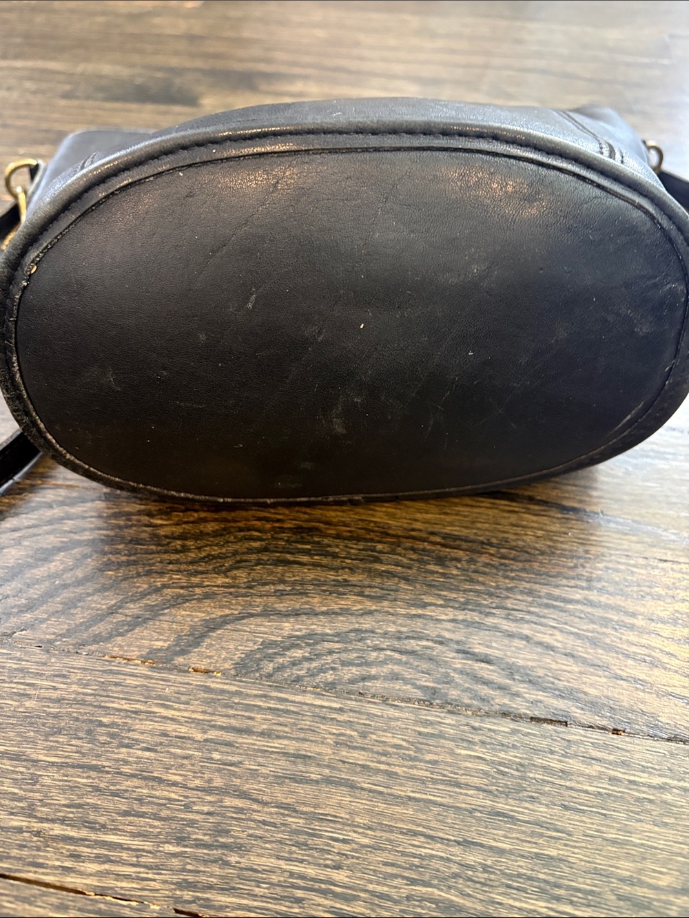Vintage Black Leather Tote Crossbody Bag with Cutout Handles by Coach - Picture 8 of 10